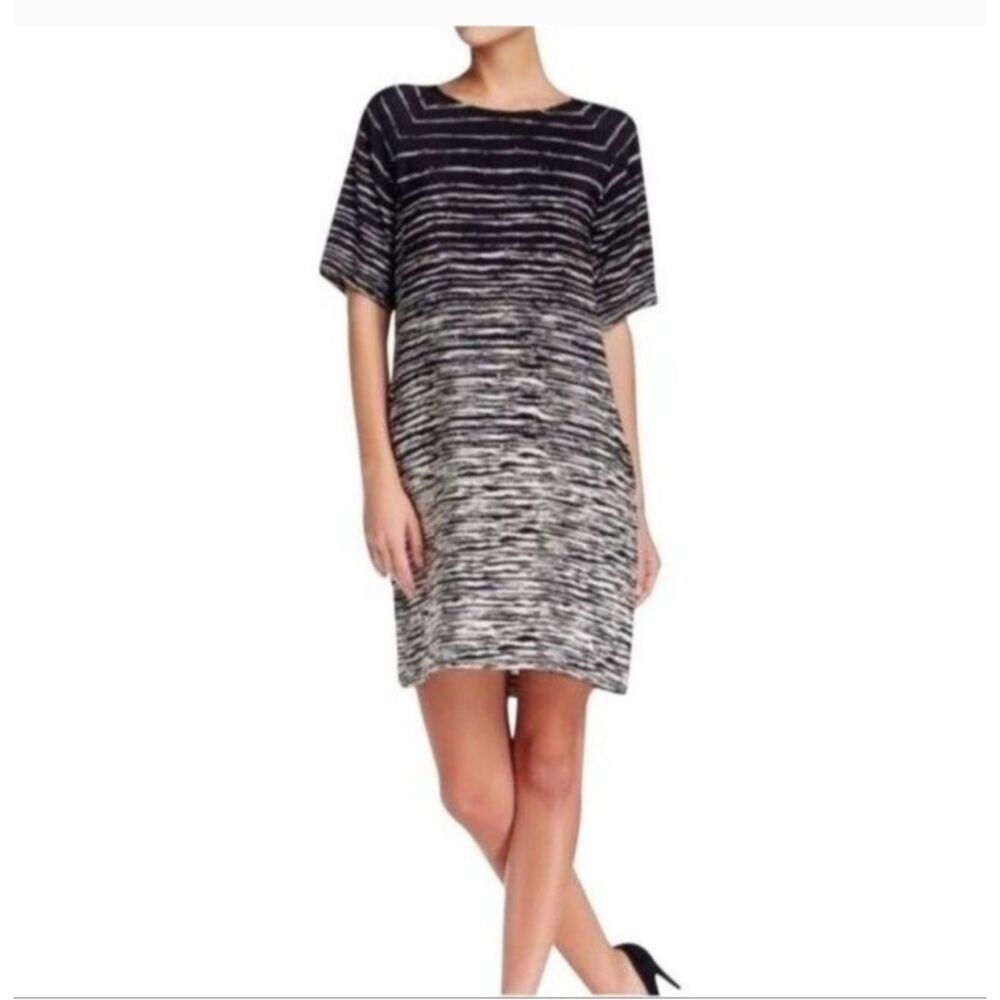 Vince Silk Shift Dress Pockets Black White Abstract Stripes Size Medium Artsy